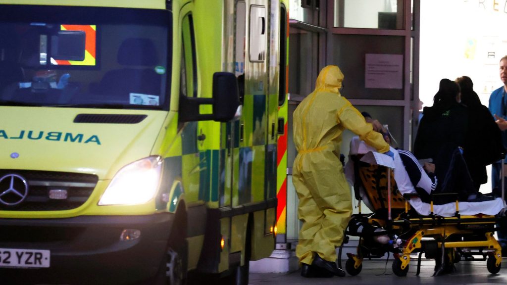 İngiltere’de son 24 saatte koronavirüsten 504 ölüm