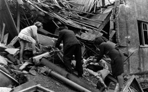 Londra’daki Covid-19 ölüm oranı İkinci Dünya Savaşı ‘The Blitz’ döneminin dört haftasındaki sivil kayıp oranını geçiyor