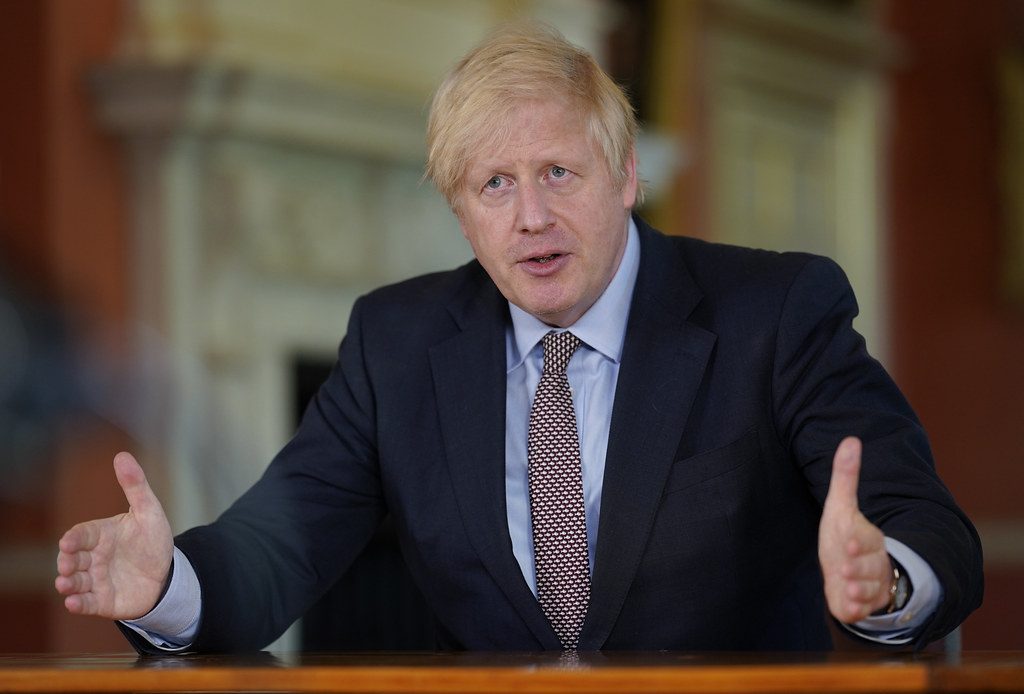 İngiltere Başbakanı Johnson, ikinci karantinada geç kalınmadığını savundu