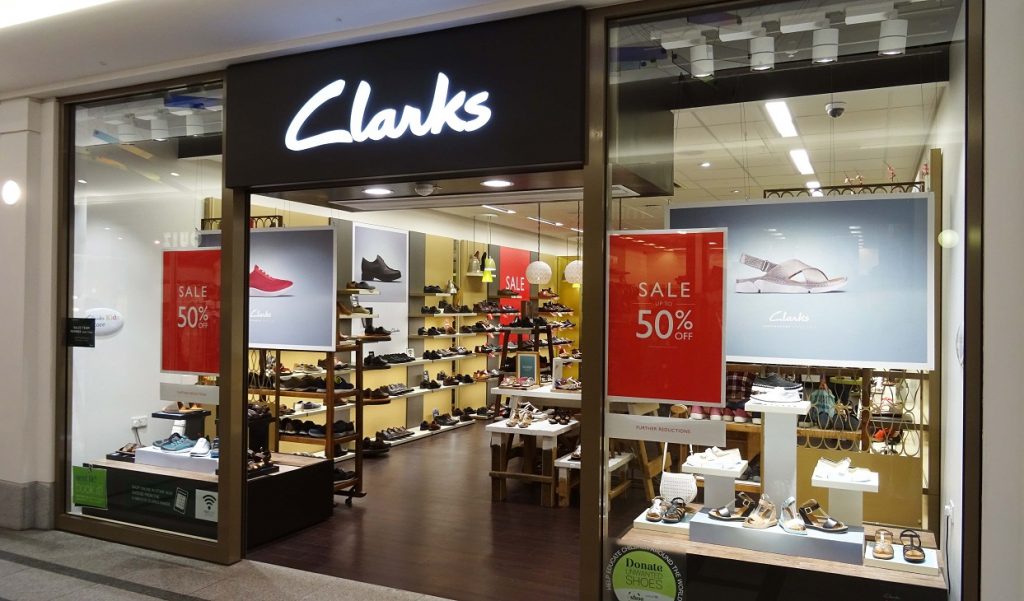 İngiliz ayakkabı üreticisi Clarks 900 kişiyi işten çıkaracak