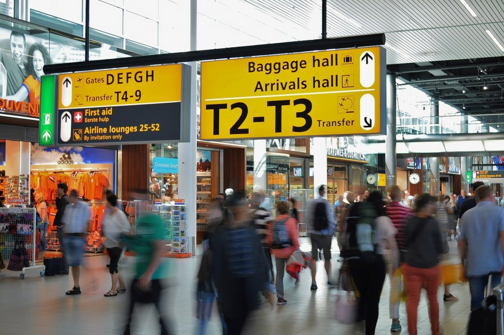 Ministers ‘considering ways to relax travel quarantine rule’