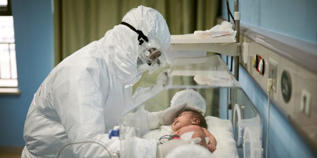 İngiltere’de yenidoğan 6 bebekte koronavirüs çıktı
