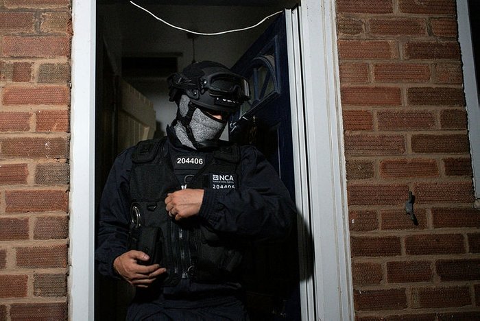 İngiltere’de organize suç operasyonu: 700’den fazla gözaltı