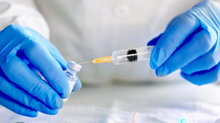 Almanya’dan BioNTech ve Pfizer’e aşı  izini çıktı