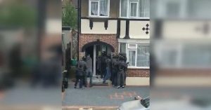 İngiltere’de eylem hazırlığındaki 4 terörist yakalandı