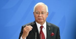 Eski Malezya Başbakanı Necip Rezak yolsuzluk davasında suçlu bulundu
