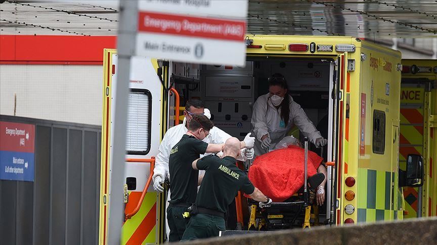 İngiltere’de son 24 saatte Kovid-19 nedeniyle 501 kişi hayatını kaybetti