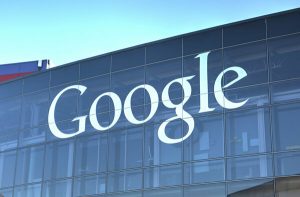Google Birleşik Krallık’ta 18 yaşın altındakiler için abur cubur reklamlarını engelleyecek