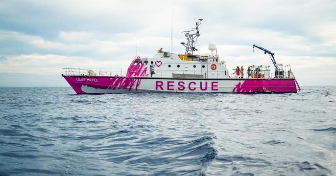 Banksy insani yardım gemisi satın aldı