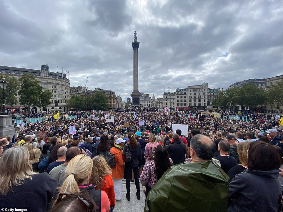 Over 10,000 COVID conspiracy theorists gather in London
