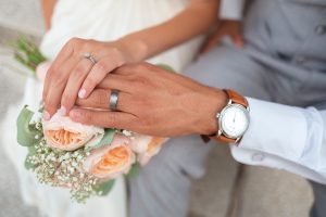 Religious marriages must be registered to protect women, report warns