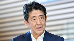 Japonya Başbakanı Şinzo Abe sağlık sorunları nedeniyle istifa etti