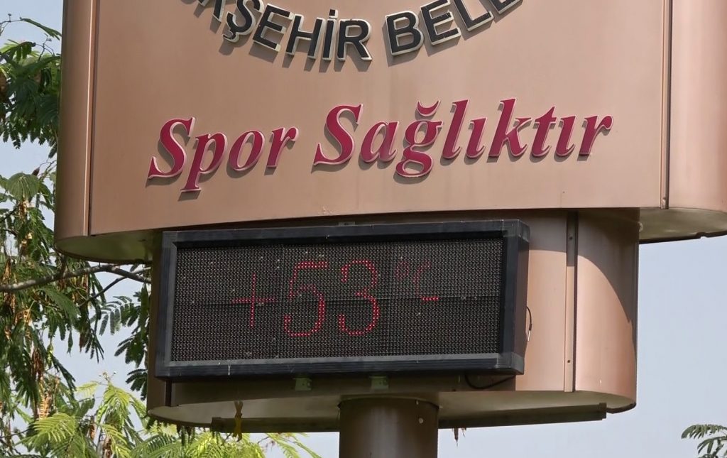 Adana’da termometre 91 yılın en yüksek derecesini gösterdi