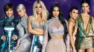 Kim Kardashian, 14 yıllık TV programını sona erdirdiğini duyurdu