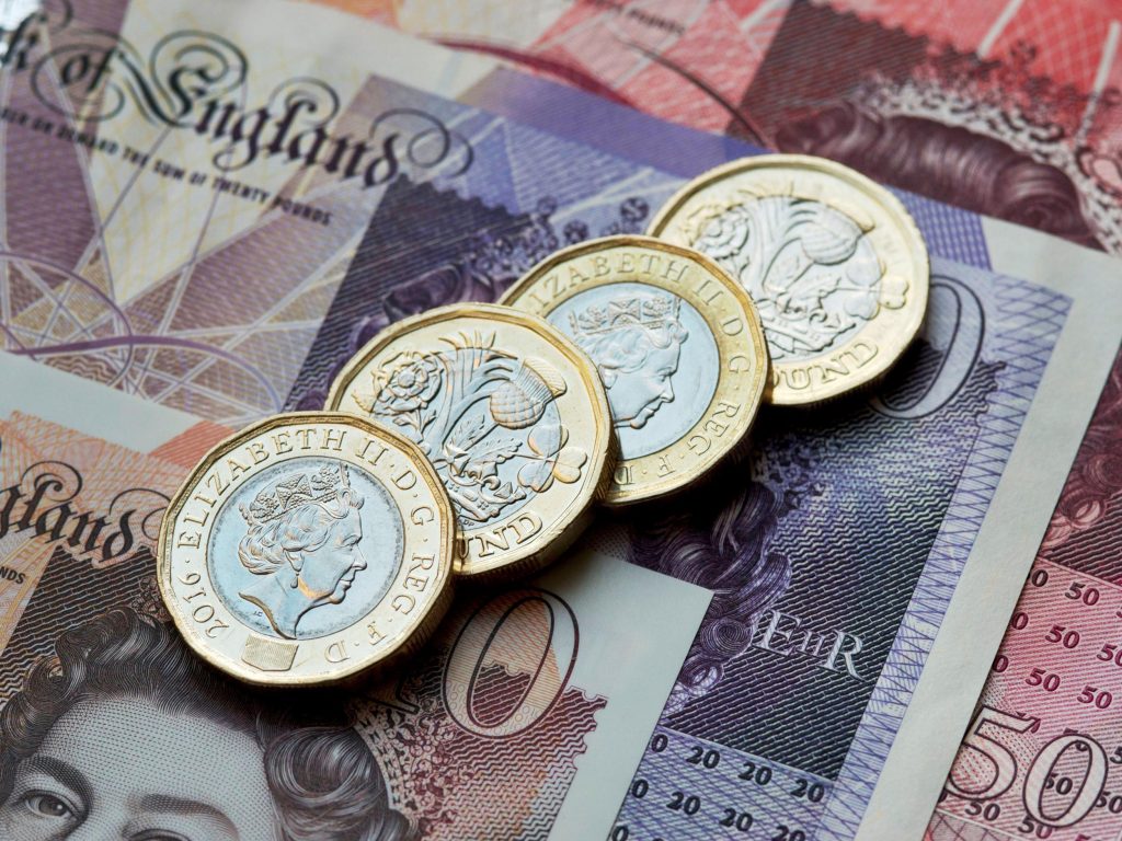İngiltere’de asgari ücrete zam geliyor: Saat başı 9,50 pound’a yükselecek