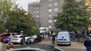 Almanya’da bir apartman dairesinde beş çocuk cesedi bulundu