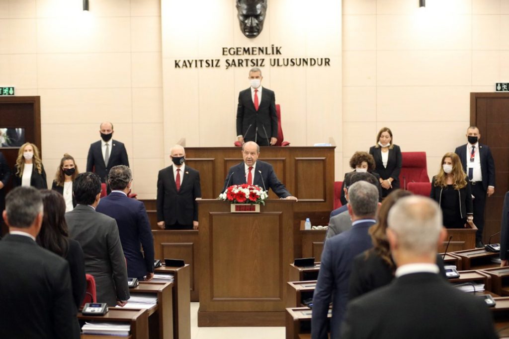 KKTC’de yeni Cumhurbaşkanı Ersin Tatar ant içti