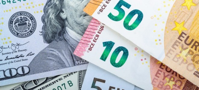 Dolar, euro ve sterlin tarihi zirvelerini yenilemeye devam ediyor