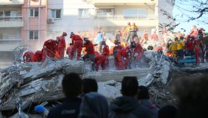 İzmir depreminde son durum: 85 can kaybı, 994 yaralı