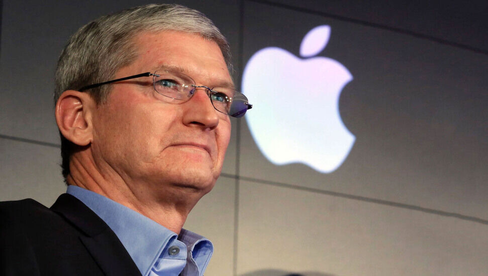 Apple CEO’su: “Personelin çoğu hazirana kadar ofislere dönemeyecek”