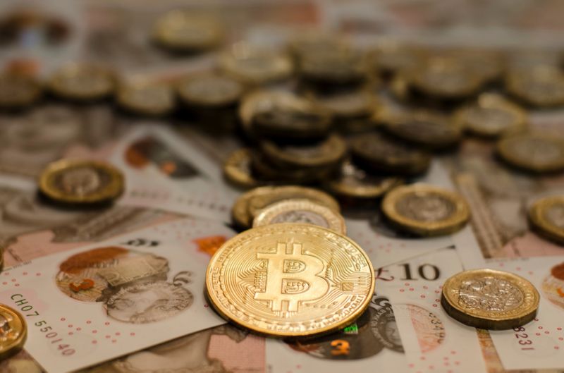 Bitcoin £15,000 sınırına yaklaştı