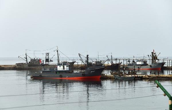 K.Kore’de balıkçı teknesi kaptanı ABD radyosu dinlediği için infaz edildi