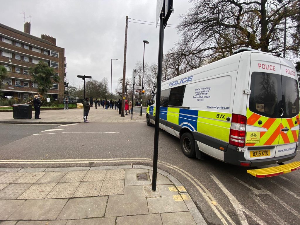 Police evacuate Stoke Newington School after repots of bomb threat
