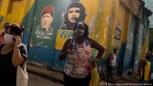 ABD Küba’yı tekrar “terörü destekleyen ülkeler” listesine aldı