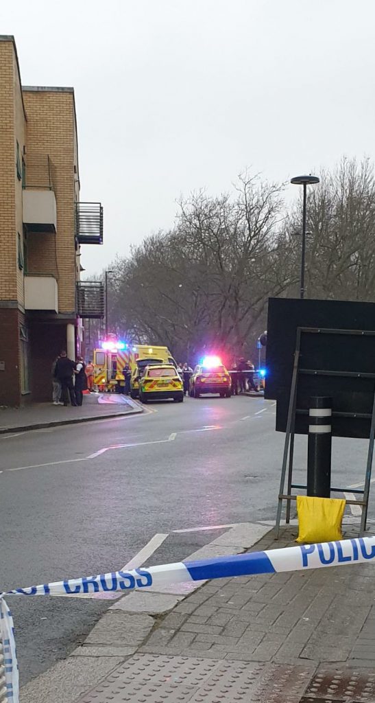 Tottenham’da bir adam bıçaklanarak öldürüldü