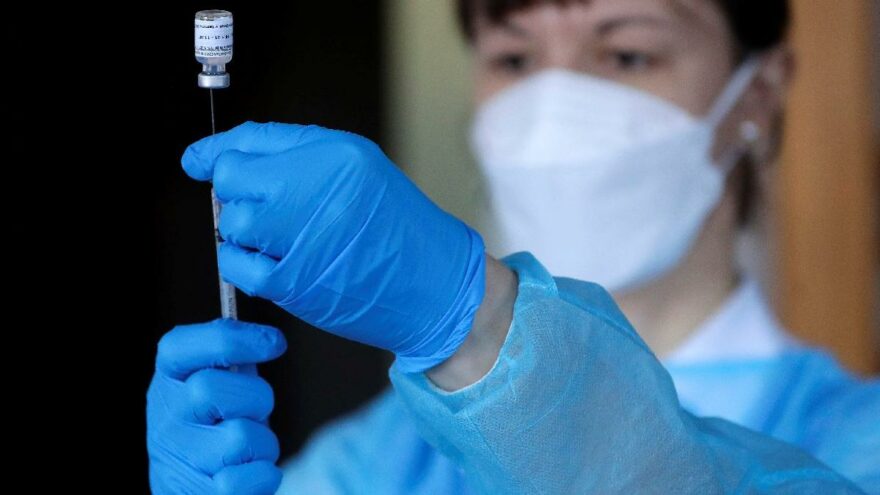 AB’ye ‘hayalet aşı’ satmaya çalışmışlar: Dolandırıcılar 400 milyon doz için 3 milyar euro istedi