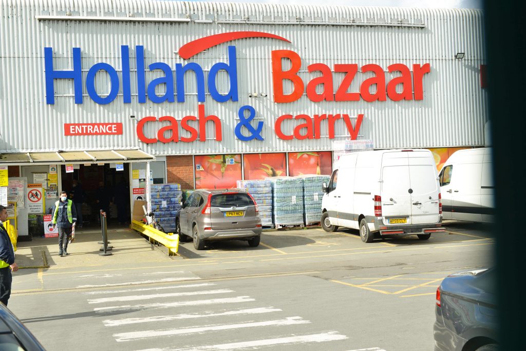 Holland Bazaar, İngiltere’nin en büyük 30 toptancısı arasına girdi