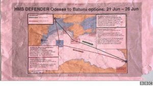 İngiltere’nin gizli Karadeniz savaş planı otobüs durağında bulundu