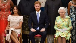 Prens Harry’den Kraliyet ailesine bir şok daha