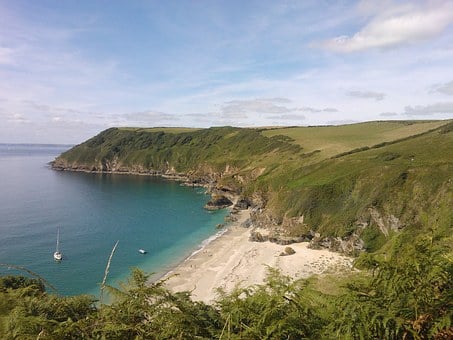 Cornwall asks people not to visit unless they take Covid test