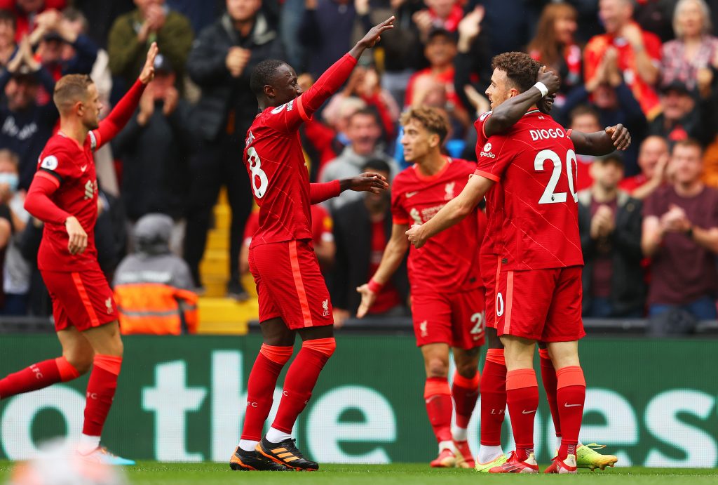 Liverpool, Burnley’yi 2-0’lık net skorla geçti