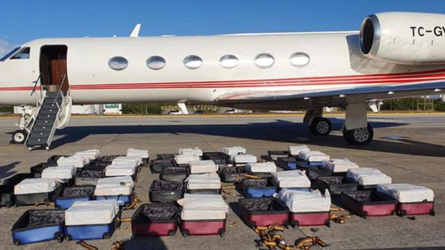 Brezilya polisi, bir İspanyol tarafından kiralanan Türk şirkete ait uçakta bir ton kokain ele geçirdi