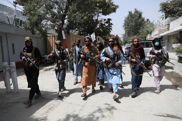 Taliban, milyarlarca dolar değerindeki ABD askeri teçhizatlarına el koydu