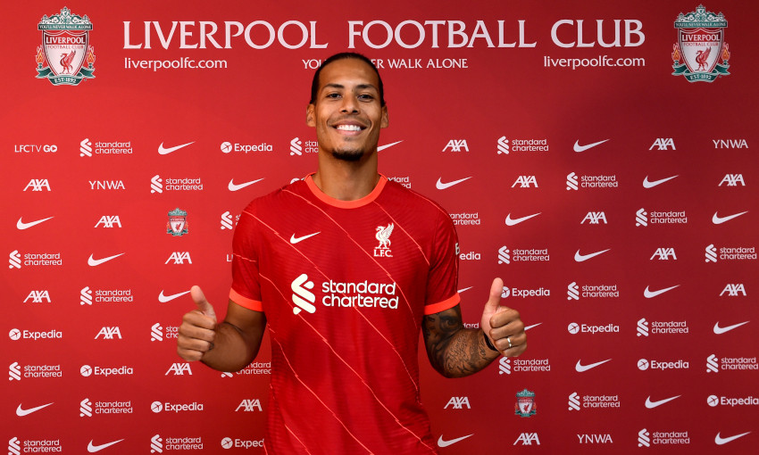 Liverpool, Virgil van Dijk’ın sözleşmesini uzattı