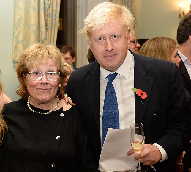 Boris Johnson’ın annesi 79 yaşında hayatını kaybetti