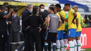 Brezilya-Arjantin maçında sınır dışı krizi yaşandı