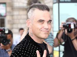 Robbie Williams oğlu korktuğu için evini zaranına satıyor
