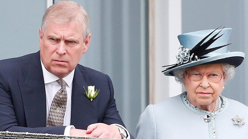 İngiliz kraliyet ailesi, Prens Andrew’nun cinsel taciz davasını ‘para’ ile kapattırdı