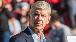Arsene Wenger bir maçlığına teknik direktörlük yapacak