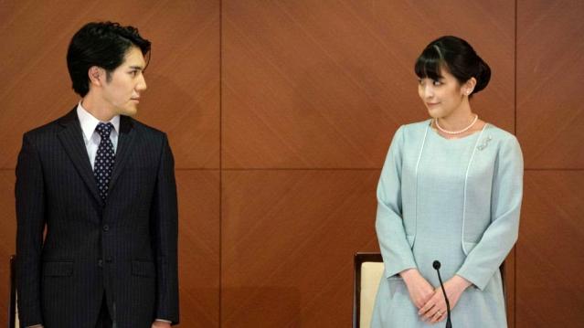 Japonya Prensesi Mako halktan biriyle evlendi, kraliyet statüsünü kaybetti