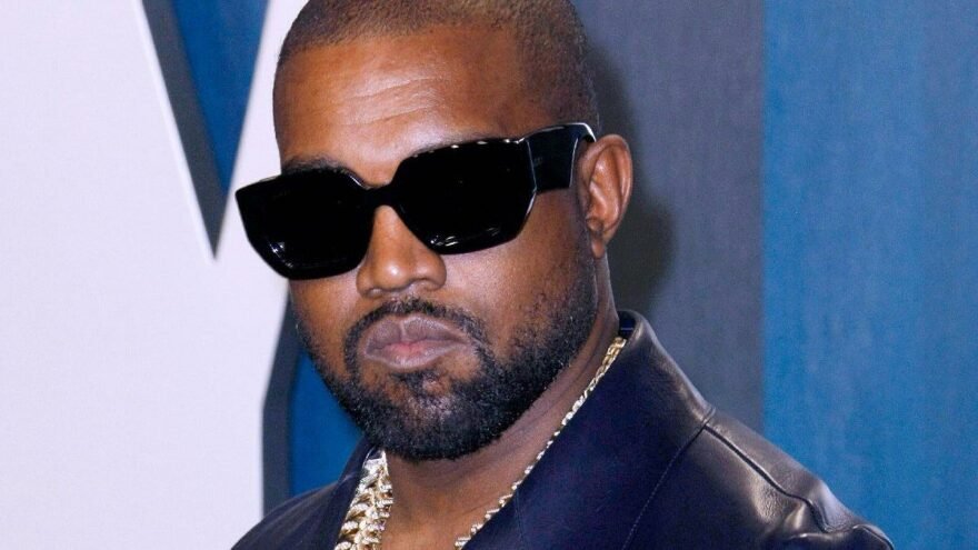 Kanye West’in başı Yeezy markasıyla dertte
