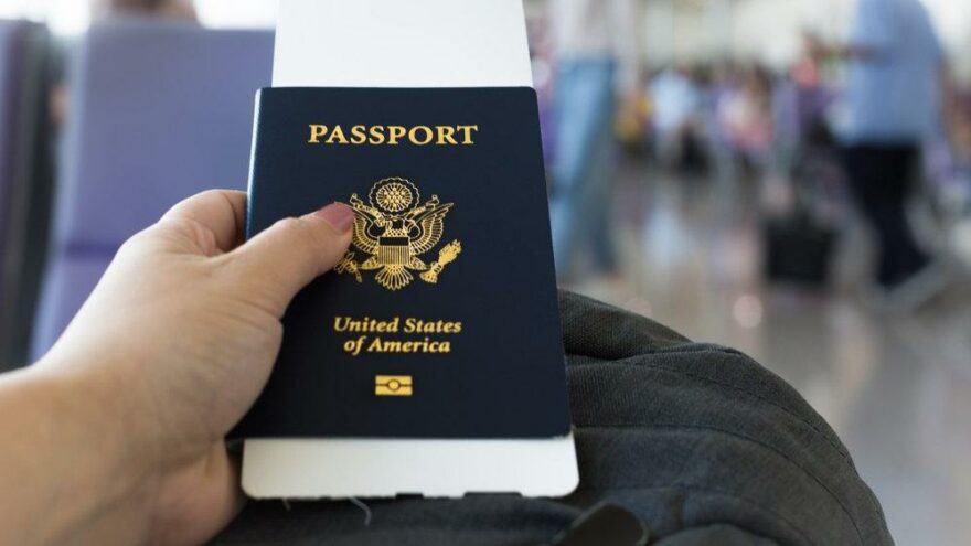 Amerika’da cinsiyeti X olarak işaretlenen ilk pasaport çıkarıldı
