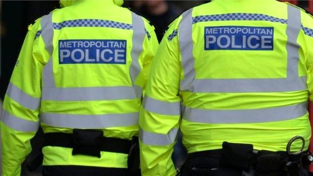 Londra’da bir haftada 800 tutuklama