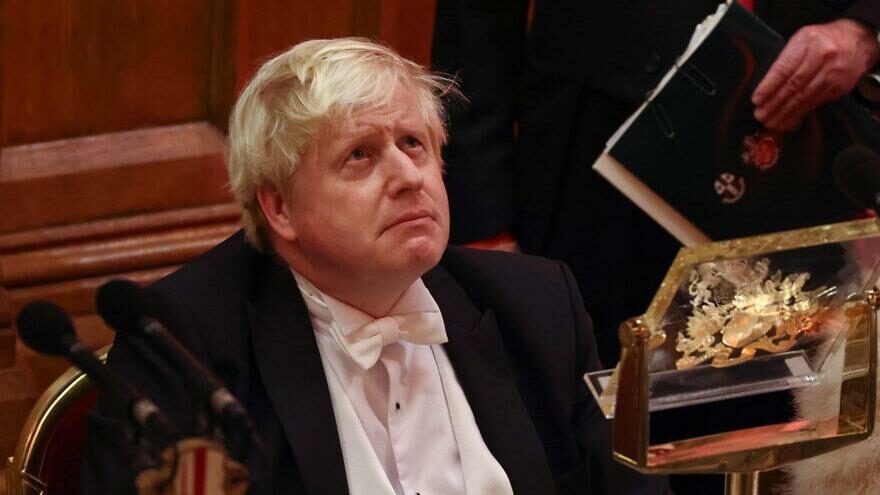 Boris Johnson yaklaşık iki poundluk hediyeyi kabul etti iddiası