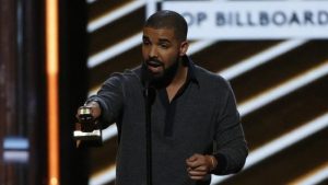 Drake, adaylıklarından çekilerek Grammy’e sert tepki gösterdi