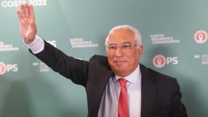 Portekiz’de erken seçimleri Sosyalist Parti kazandı